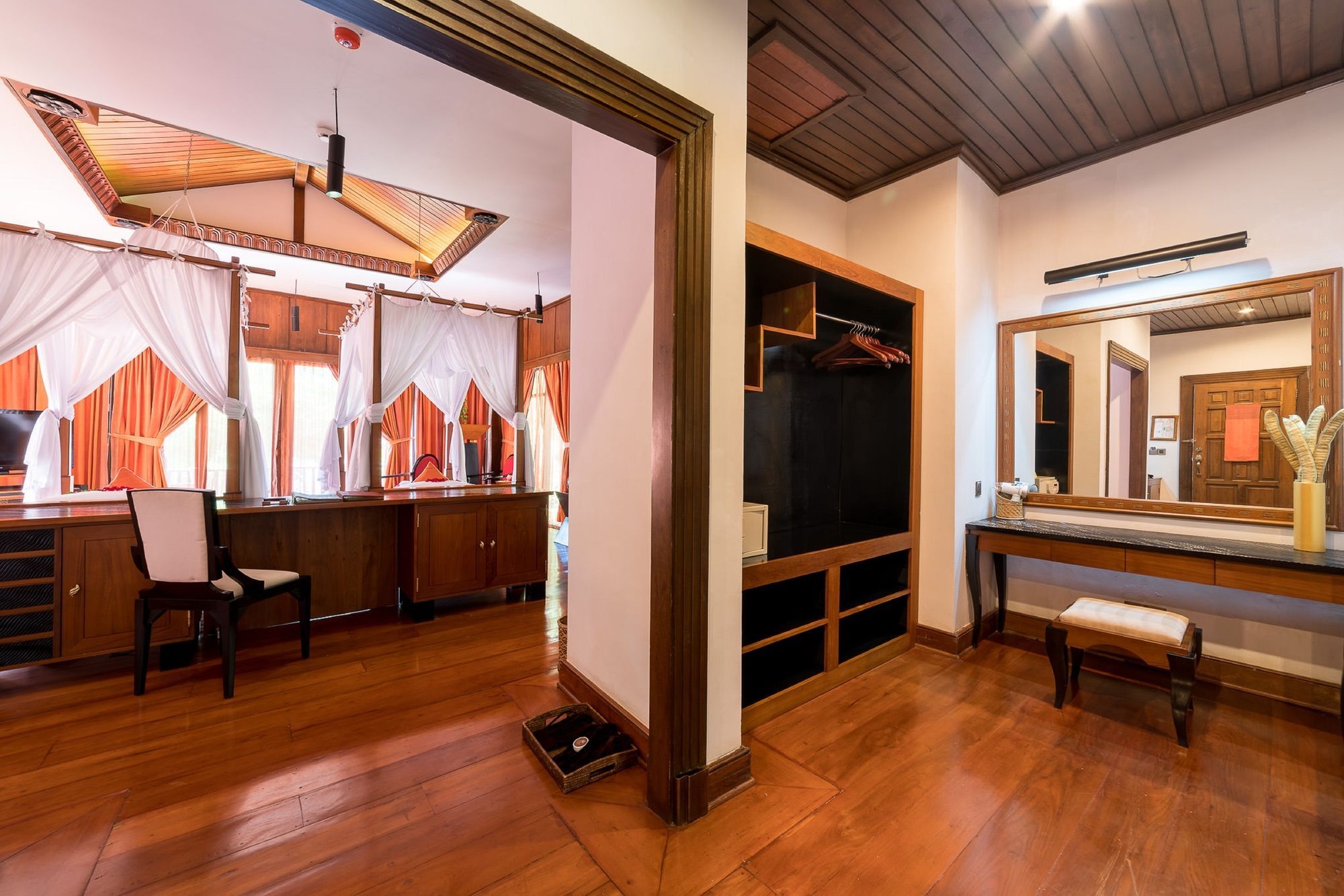 Aureum Palace Hotel & Resort Inle نياونغ شوي المظهر الخارجي الصورة