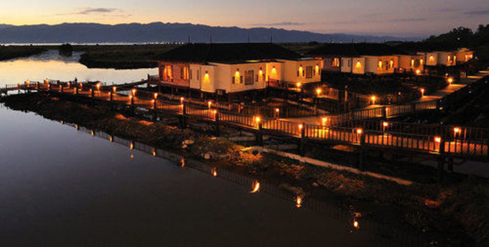 Aureum Palace Hotel & Resort Inle نياونغ شوي المظهر الخارجي الصورة