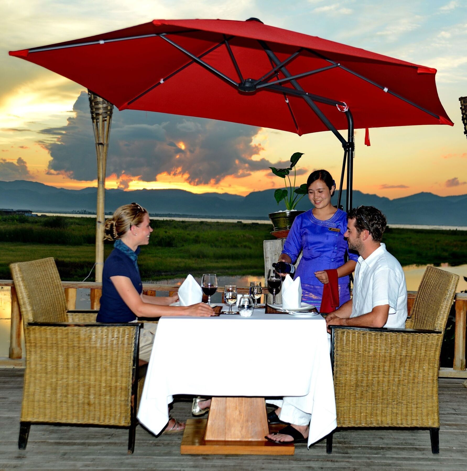 Aureum Palace Hotel & Resort Inle نياونغ شوي المظهر الخارجي الصورة